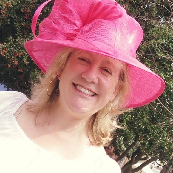 Meet your Posher, Susan - Picture 1 of 1